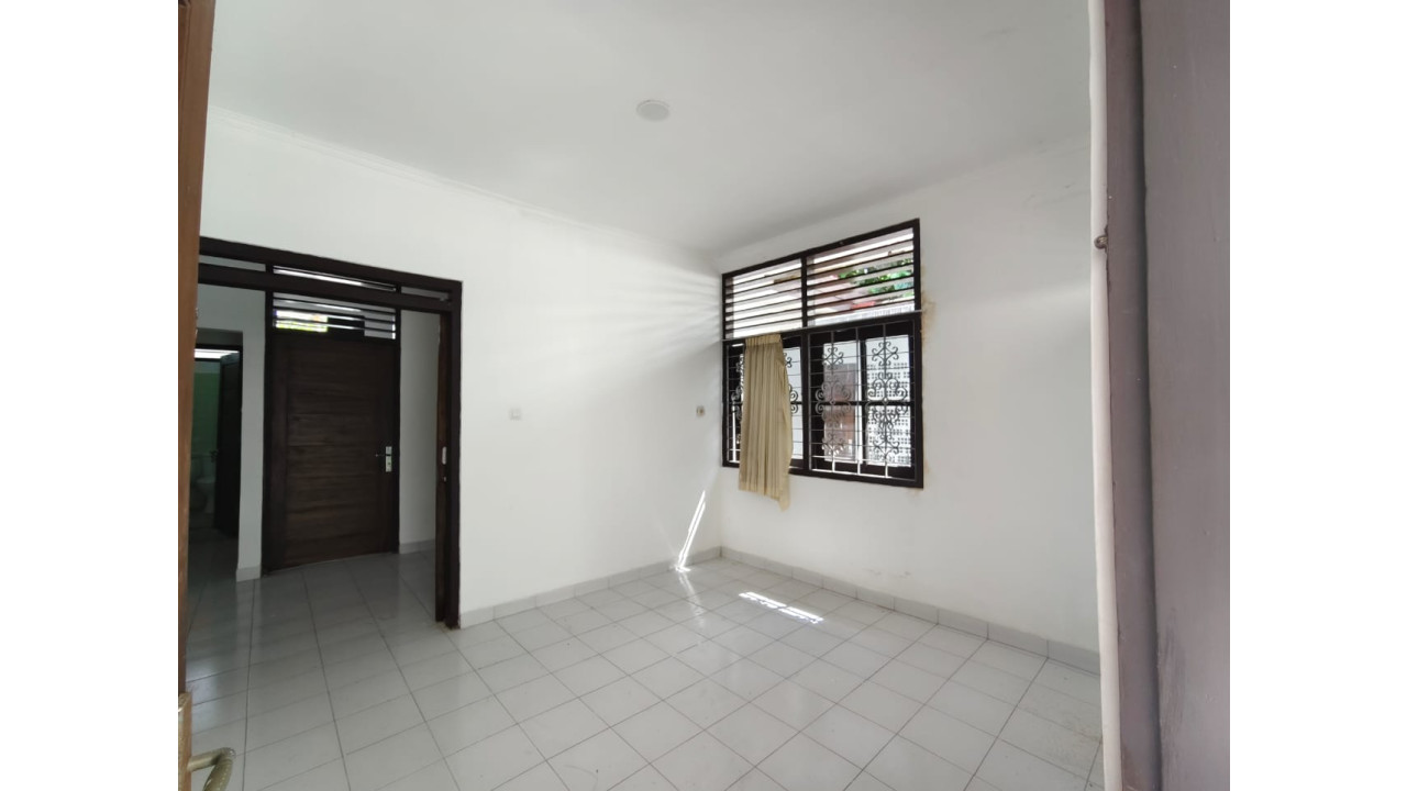 Rumah Perusahaan Banteng No. 6 Sinduharjo Thumbnail
