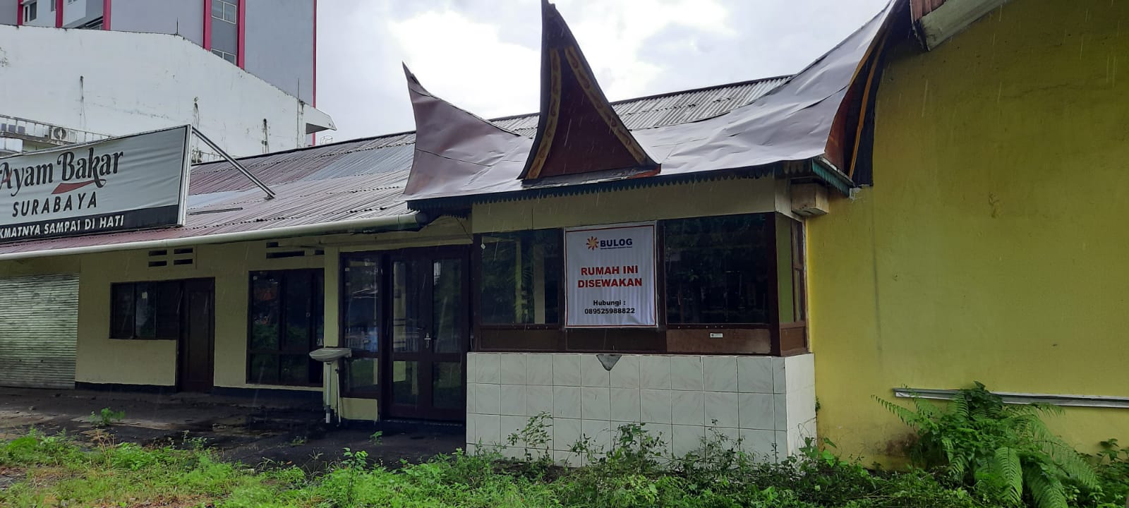 Rumah Perusahaan  Pakadoodan Thumbnail